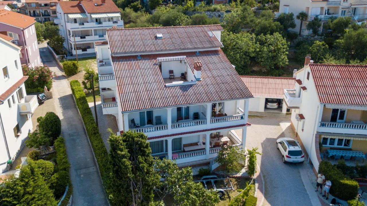 Apartmani Devcic Palit Exterior photo